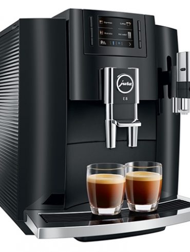JURA E-8 SUPER AUTOMATIC CAPPUCCINO MAKER WITH ONE YEAR WARRANTY